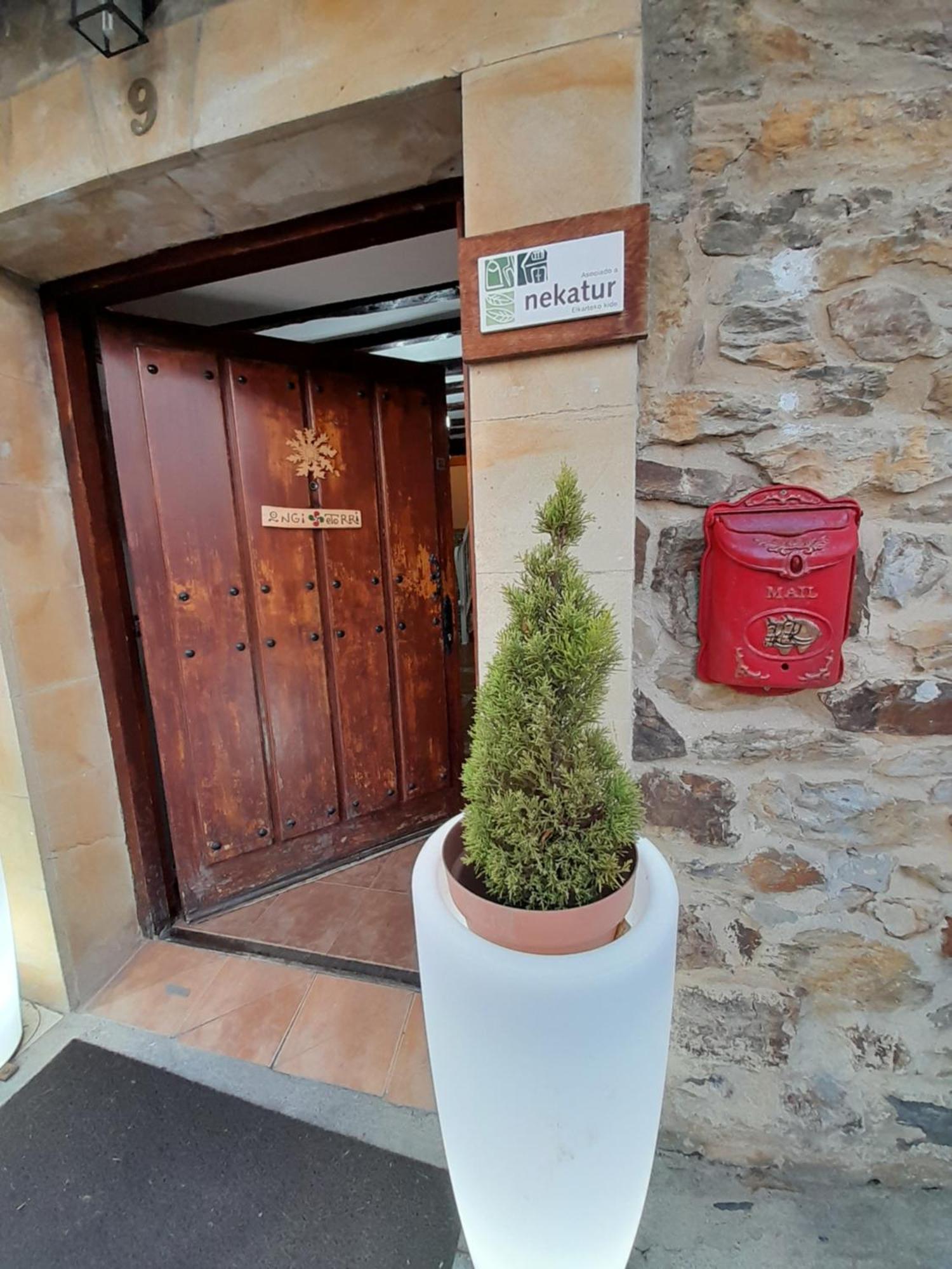 Urrezko Ametsa Sopuerta Exterior foto